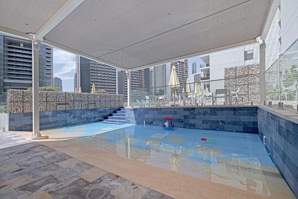 ドバイBrand New 1Br- Business Bay - Burj Khalifa Viewアパートメント エクステリア 写真