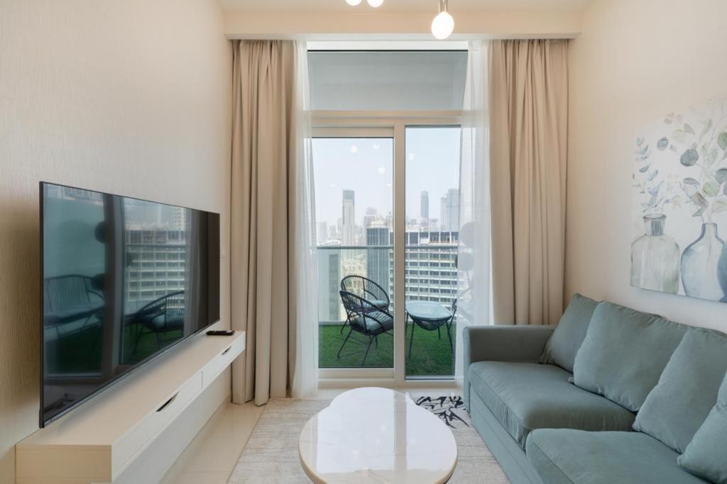 ドバイBrand New 1Br- Business Bay - Burj Khalifa Viewアパートメント エクステリア 写真